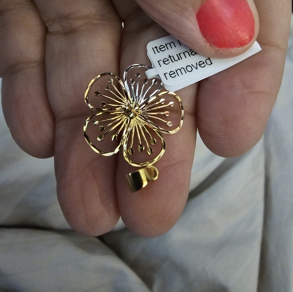 2.5 cm long, Diamond Cut 14K Tri-Color gold flower pendant, 2cm wide, NWT! - Picture 5 of 8